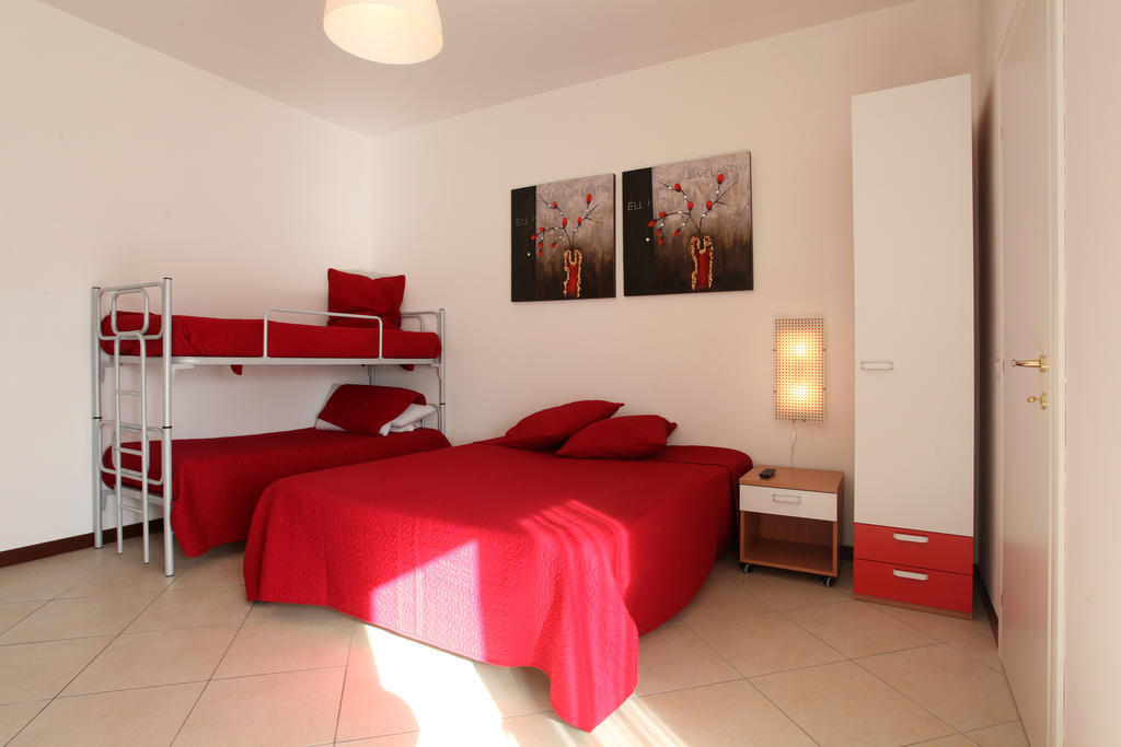 B&B Residenza Bianco Alle Grotte Di Castellana Castellana Grotte Kamer foto
