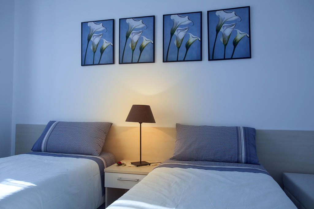 B&B Residenza Bianco Alle Grotte Di Castellana Castellana Grotte Kamer foto