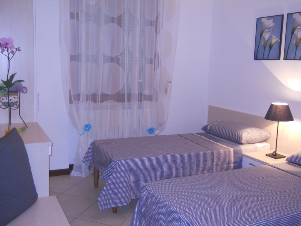 B&B Residenza Bianco Alle Grotte Di Castellana Castellana Grotte Kamer foto